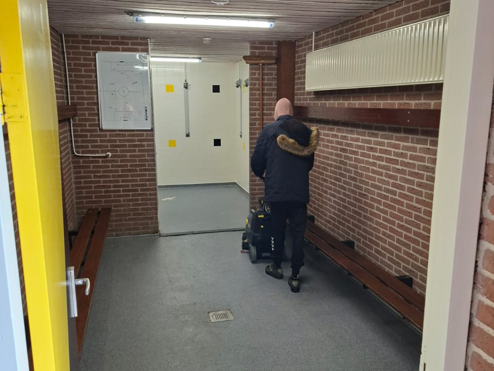 Kleedkamer werkzaamheden ONT